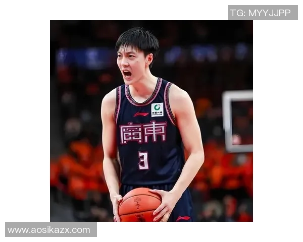 广东队迎来1个坏消息！胡明轩旧伤复发，到医院进行检查和医治